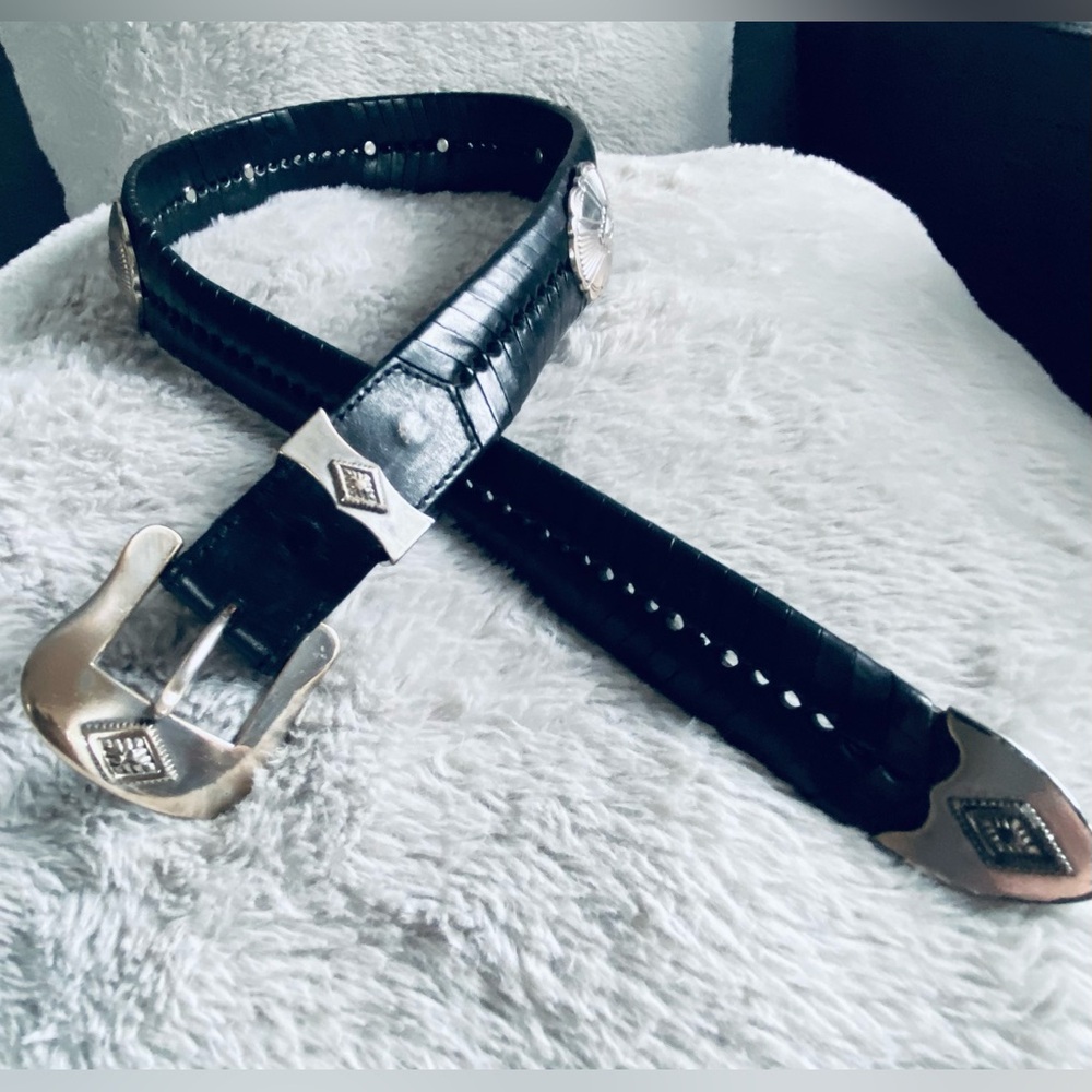 Woven Black Leather Belt with Large Silver Concho Accents Shnazi Buckle & Tip - Picture 12 of 14